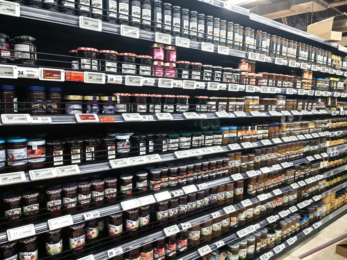 Etiquetas eletrônicas em uso no mercado Marrocos